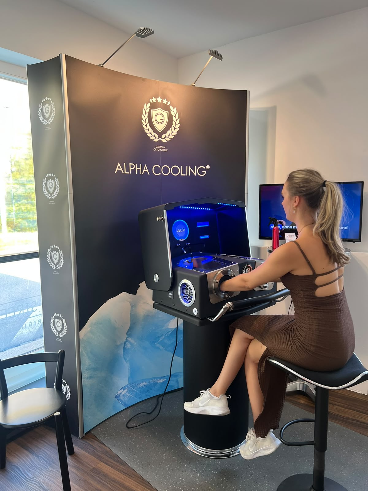 Alpha Cooling Professional Gerät in einer Bodycool Umgebung